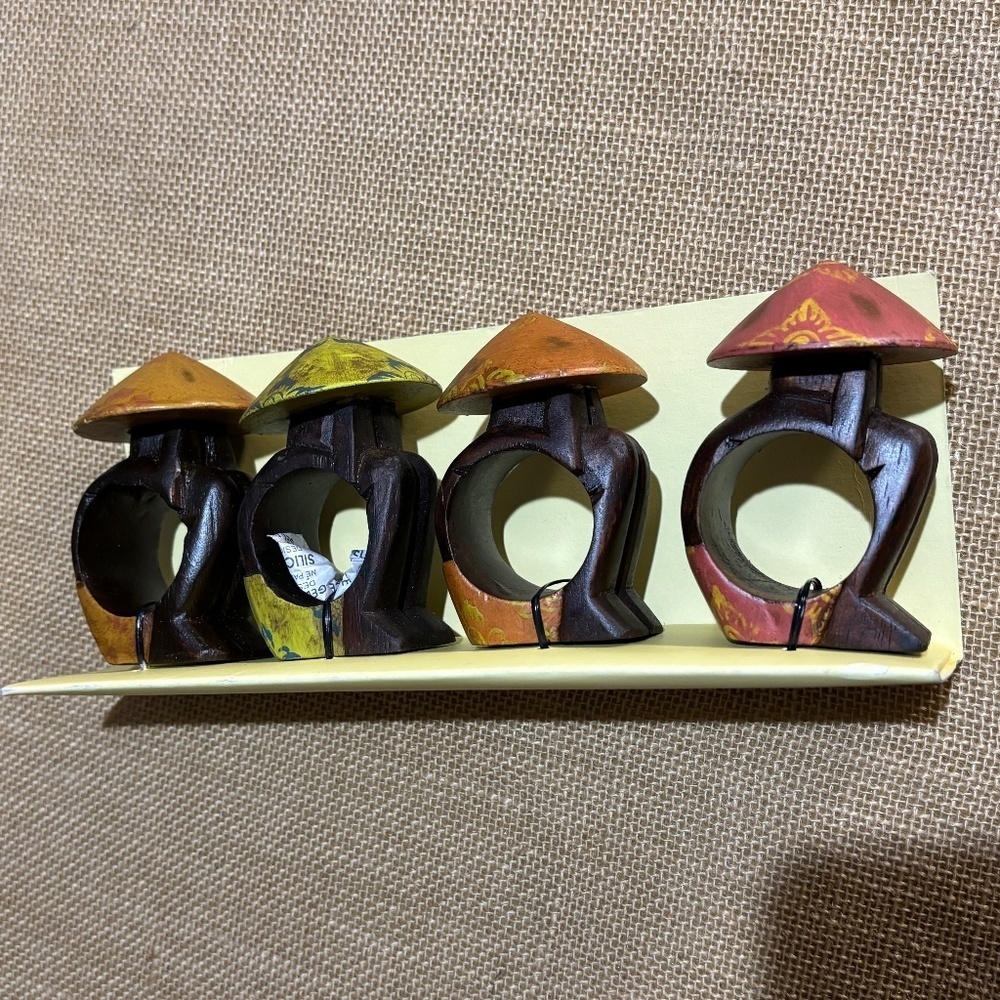 Pier 1 Imports Napkin Ring Holders Carved Wood Asian Hat Set Of‎ 4 New In Box - Picture 2 of 11